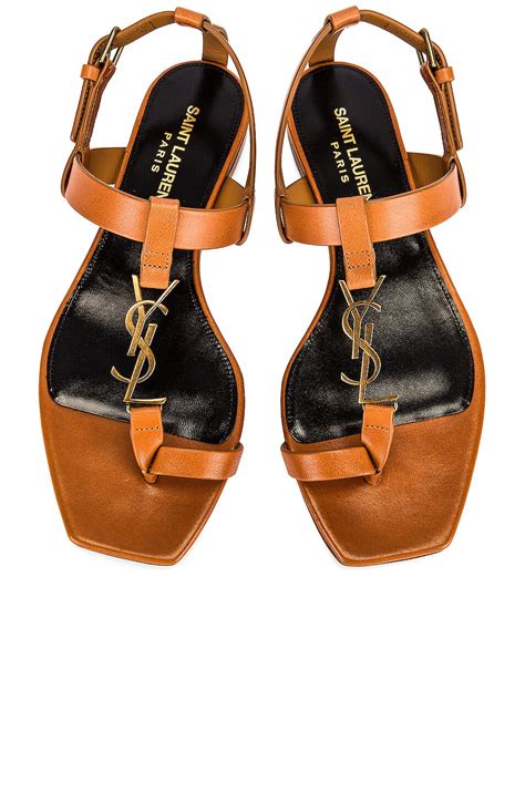 カサンドラ ysl|saint laurent cassandra flat sandals.